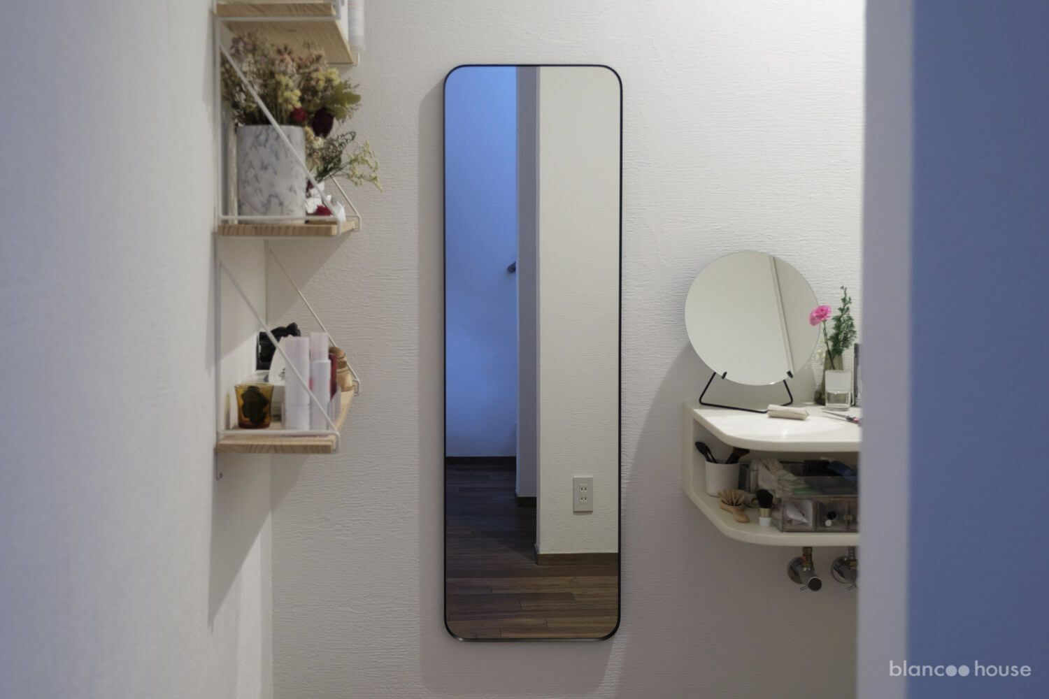 IKEAの鏡（LINDBYN リンドビーン）