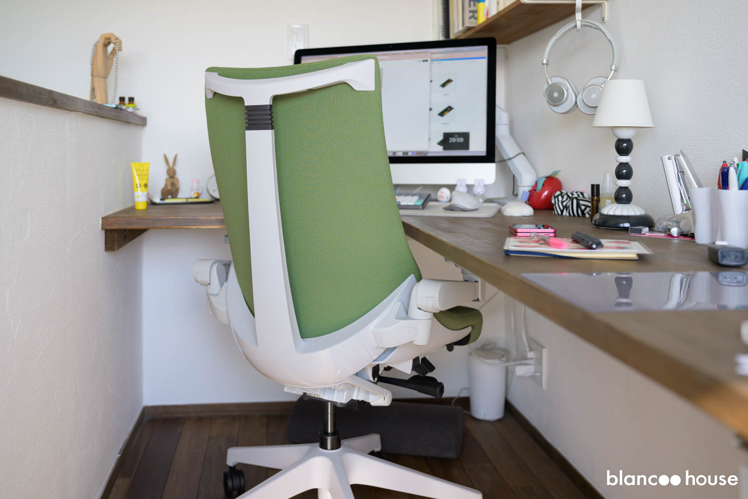 イトーキ アクトチェア 背面