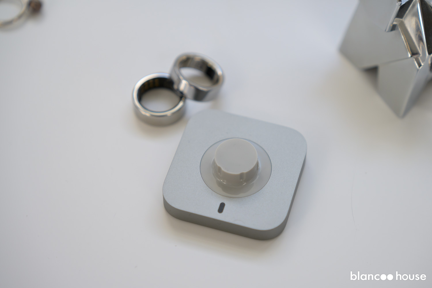 Oura ring4の充電ベース