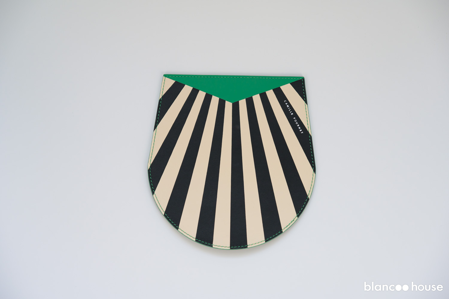 カミーユフォルネマウスパッド