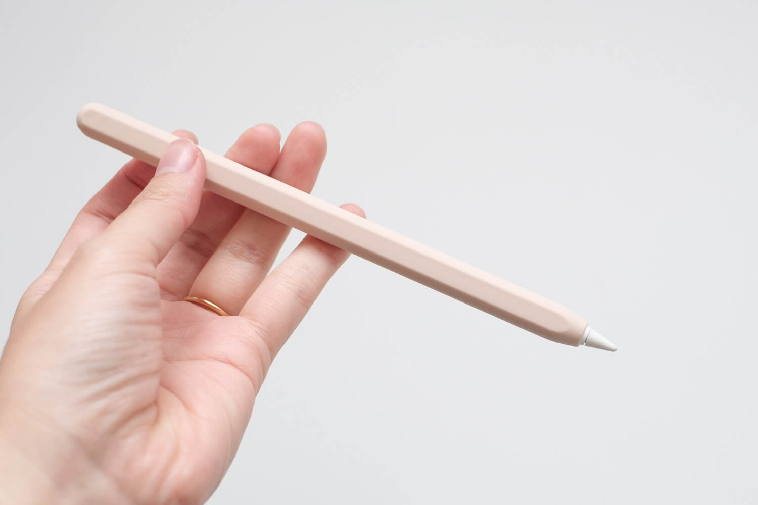 iPad mini6にも最適】Apple Pencil第2世代用のAhaStyleシリコンカバーがおすすめ！ワンカラーとツートーンがあり【レビュー】  – ブランクハウス