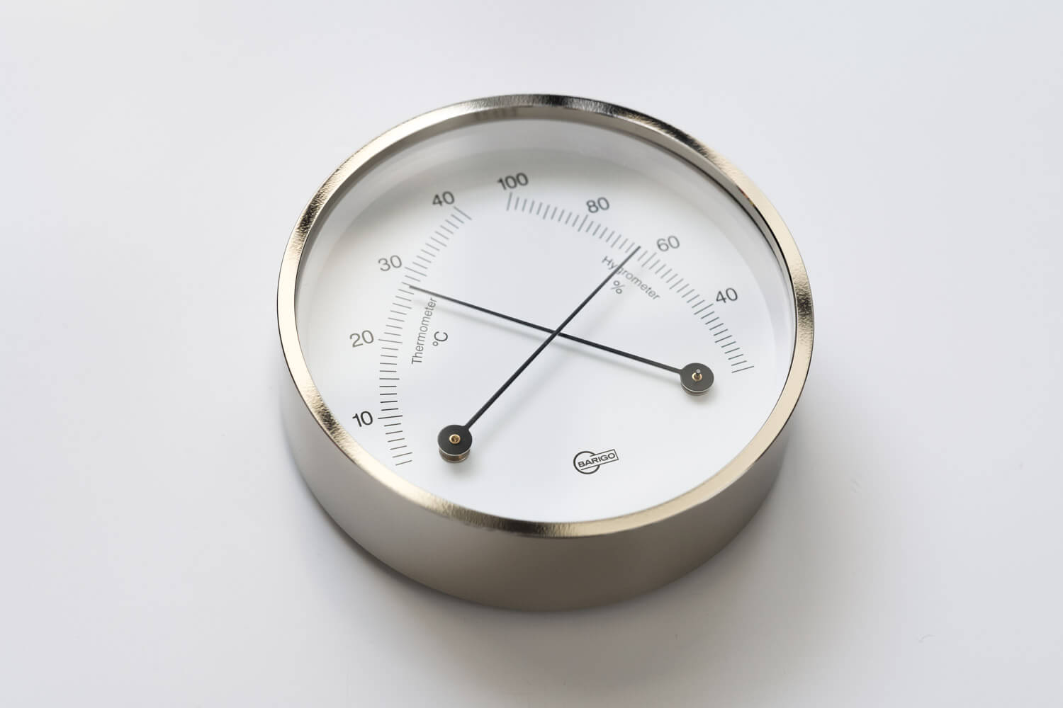 BARIGO（バリゴ）温湿度計のフレームは真鍮製