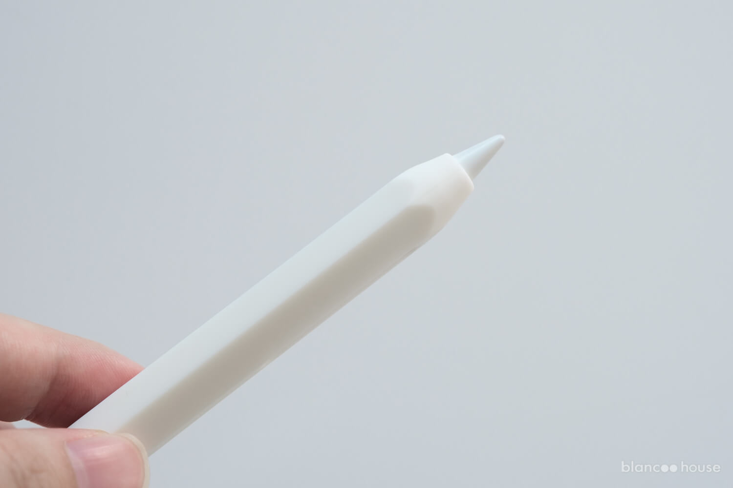 elago（エラゴ）ApplePencil第二世代用カバーのペン先はこんな感じ