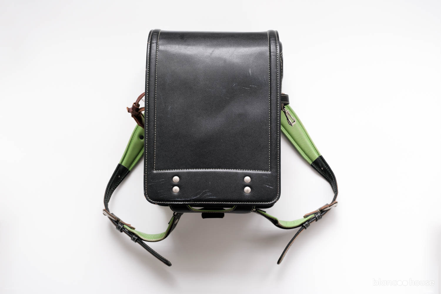 土屋鞄のランドセル「牛革コンビ 黒×緑」を6年使った状態（全体）